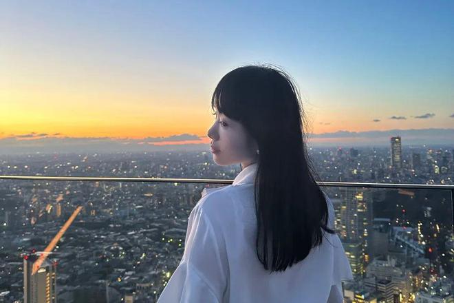 龙8long8跨过山和大海的上财人丨2024上财MBA图鉴